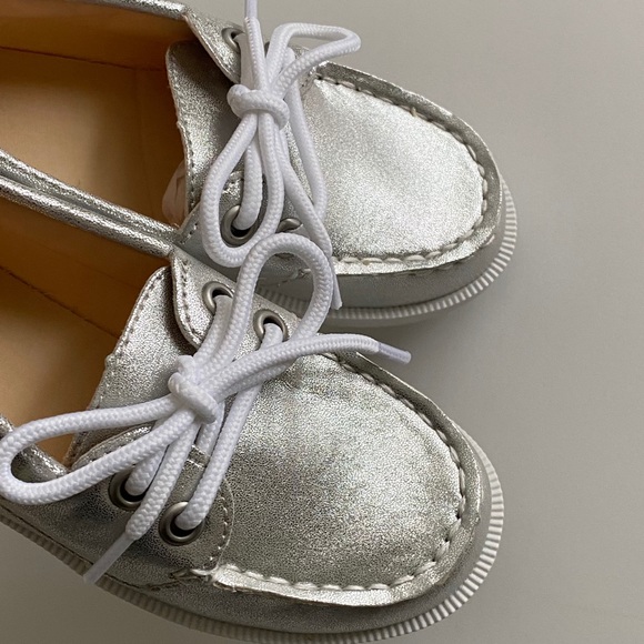 Boat Shoes - Picture 6 of 9